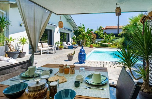 Arbonne Bed & Breakfast | Chambre D'hôtes Villa Menta