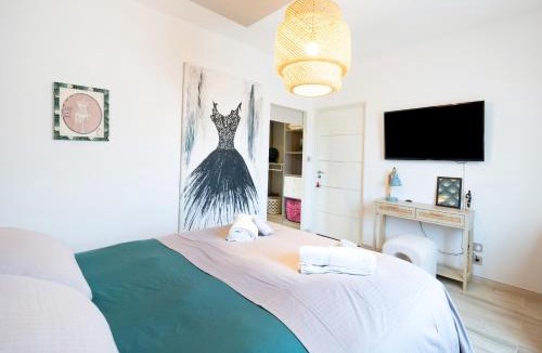 Arbonne Bed & Breakfast | Chambre D'hôtes Villa Menta
