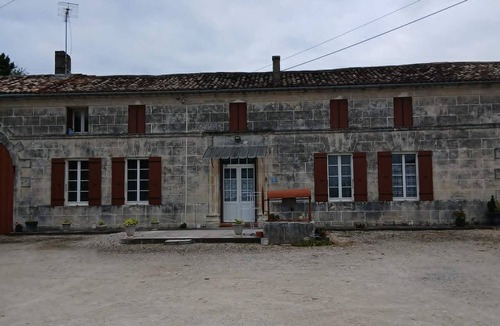Neuillac House | Charente stone house