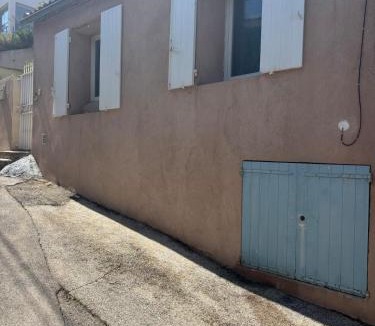 Saint-Mandrier-sur-Mer Villa | Charmante maison climatisée avec extérieur