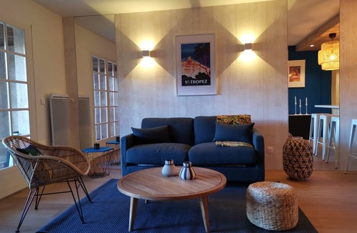 La Croix-Valmer Apartment | Charment Mazet Haut de Gigaro, facing the pine forest