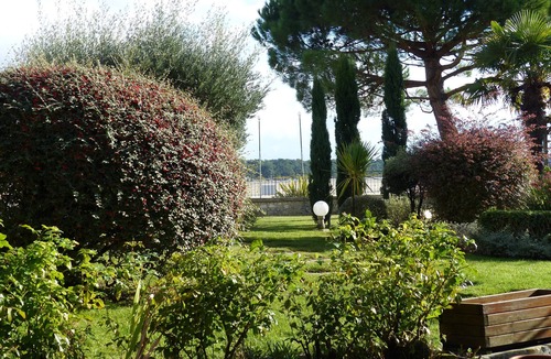 Saint-Georges-de-Didonne Apartment | Charming studio for 2 people with terrace 100 meters from the sea and the beach