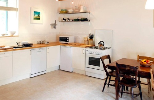 Ploerdut Cottage | Charming 2-bed gite on beautiful 2-acre site, sleeps 5, plus cots.