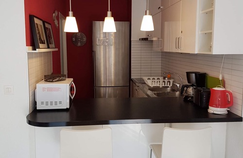 Antibes Apartment | Charming 2 rooms, terrace, with garage, swimming pool
