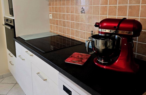 Jonzac House | Charming 4* gîte in Jonzac - calm, comfort and proximity to the Jonzac thermal baths