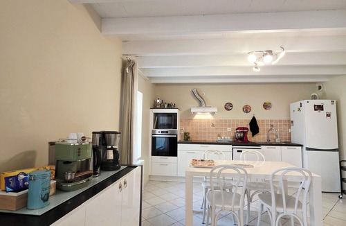 Jonzac House | Charming 4* gîte in Jonzac - calm, comfort and proximity to the Jonzac thermal baths