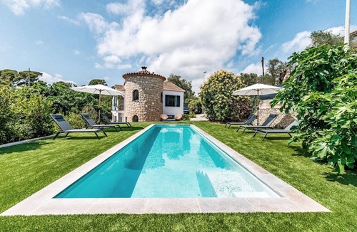 Prado - Republique House | Charming AC Villa in Cannes with Pool & Garden, 7 Min from Beaches