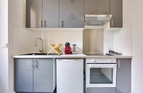 Saint-Lambert Apartment | Charming apartment located 10 min from the seaside