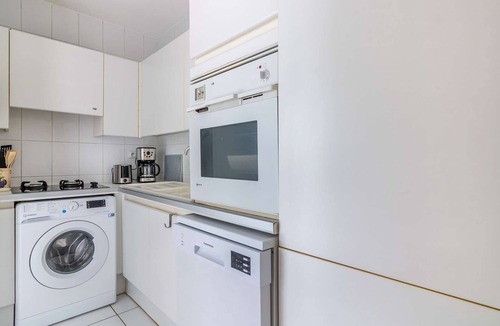 Hendaye Apartment | Charming apartment near the port - 6 guests