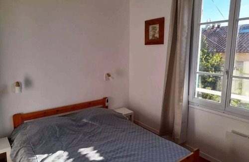 Porquerolles Apartment | Charming, bright apartment that sleeps 8