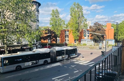 Cachan Apartment | Charming & comfy 3 rooms apart near Paris with direct access to Metro & airports