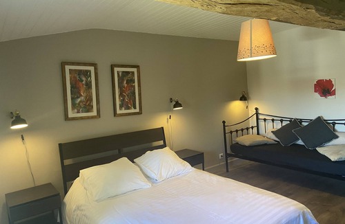 Chadenac House | Charming cosy French house, with beautiful park and pool