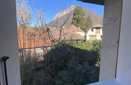 Menthon-Saint-Bernard Apartment | Charming apartment in the heart of the village with magnificent views of the mountains