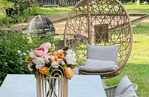 Rogny-les-Sept-Ecluses House | Charming gîte, benefiting from absolute calm and generous natural surroundings.