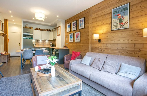 Val-d'Isere Apartment | Charming, Fully Renovated Apartment with High-Quality Amenities, Ideal Location in Val-d'Isère