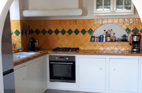 Palluaud House | Charming holiday house with stunning view and heated swimming pool.