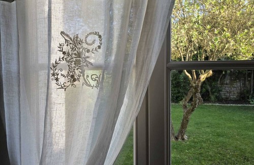 Saint-Martin-de-Re House | Charming house on the Ile de Ré. Enclosed garden with trees, not overlooked. Free parking.