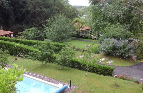 Bayonne House | Charming house by the river
