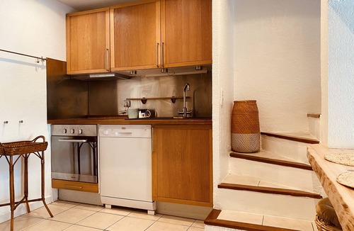 Cogolin Apartment | Charming little Tropezian mazet