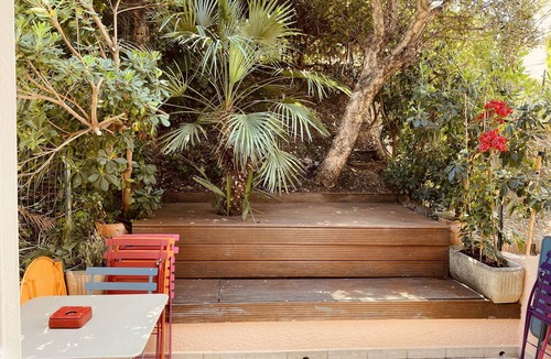 Cogolin Apartment | Charming little Tropezian mazet