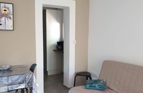 Frejus House | Charming maisonette in an ideal setting for a quiet holiday