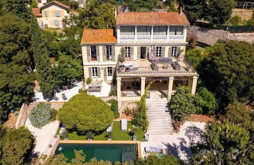 Toulon Villa | Charming mansion