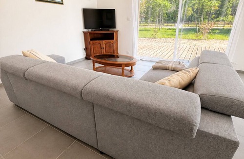 Leon House | Charming modern haven - Near ocean