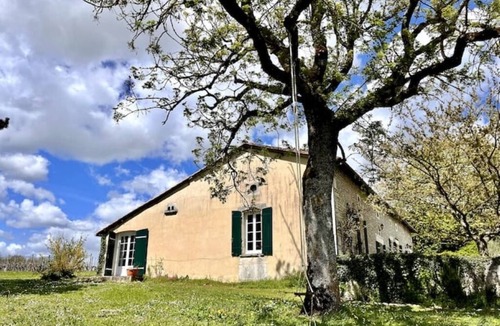 Meux Cottage | Charming renovated farmhouse with swimming pool and panoramic view of the vineyards