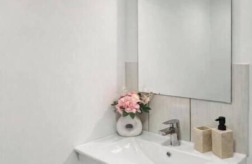 Beauvais Apartment | Charming Studio Apartment