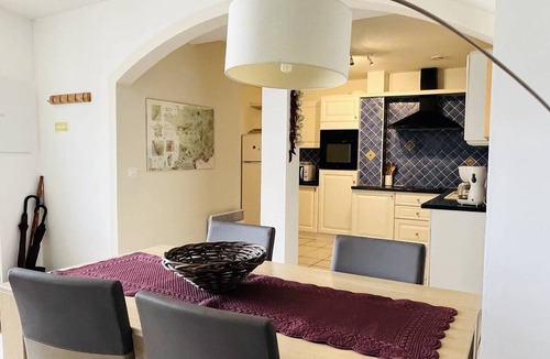 Cambo-les-Bains Apartment | Charming T2 apartment in Cambo, city center, small terrace, Internet, pets allowed