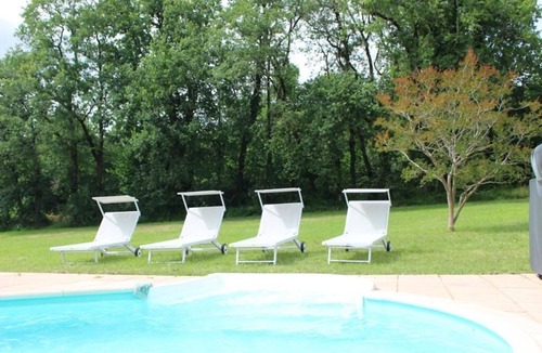 Juignac Villa | Charming villa with private pool and panoramic views – sleeps up to 12