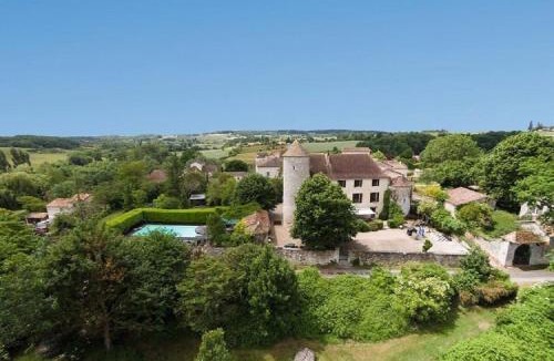 Sadillac Villa | Chateau with Pool and Golf Course
