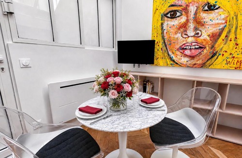 Val-de-Grace Apartment | Chic & quiet studio workshop in Paris Port-Royal