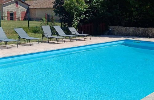 Blaye House | Clos Peyredoulle: 4-star hotel with a pool, billiards, and grounds