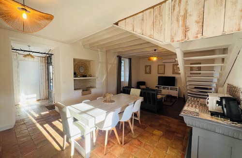 Monflanquin House | Coastal vacation rentals, private heated pool, peace and quiet guaranteed. Campaign.
