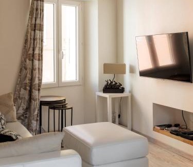 Villefranche-sur-Mer Apartment | Cocon dans la vieille ville