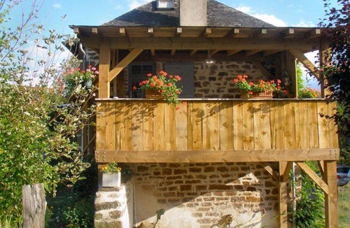 Saint-Bazile-de-Meyssac House | Comfortable house. Possibility 4 max. Enclosed garden with trees.
