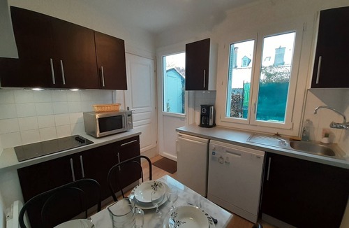 Argeles Gazost Apartment | Comfortable Apartment with Mountain View, Private Terrace and Wi-Fi
