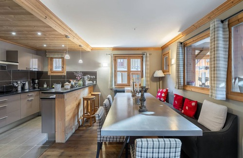 Le Praz Ski Chalet | Comfortable chalet with sauna in Courchevel Le Praz, near lifts