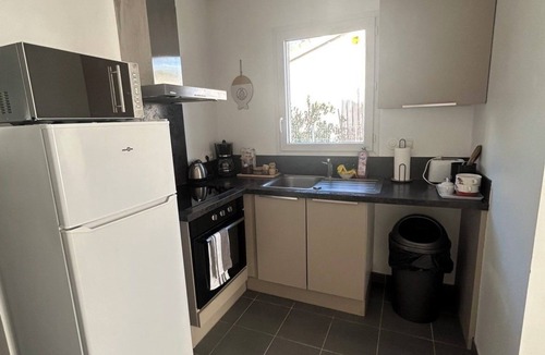 Bouliac House | Comfortable house near Bordeaux & Arkéa Arena + parking lot