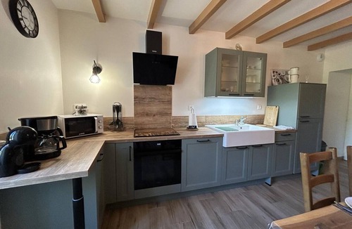 Boisbreteau Cottage | Comfortable house, parking, pets allowed - 6 guests