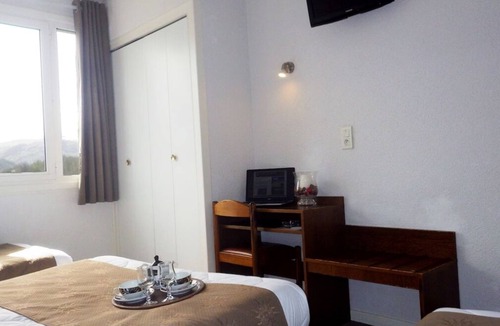 Lourdes Hotel | Comfortable Stay Rooms & Convenient Parking