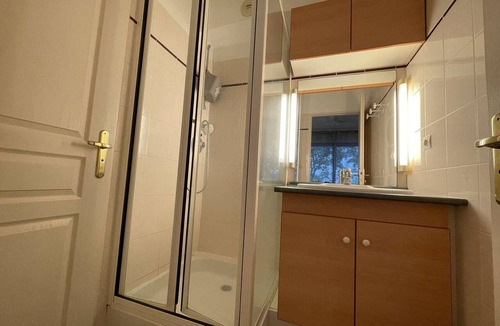 La Rochelle Apartment | Comfortable studio with terrace and parking in Minimes, La Rochelle