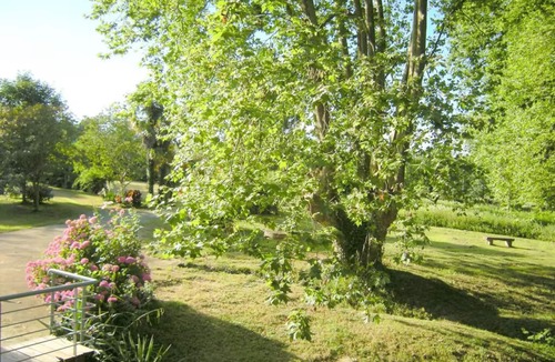 Bardos House | Comfortable vacation home near Biarritz in a former watermill with large garden
