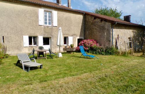 Monsec House | Commanderie Pontarnaud