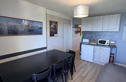 Prapoutel Apartment | Confort familial au pied des pistes, vue vallée - FR-1-557-5