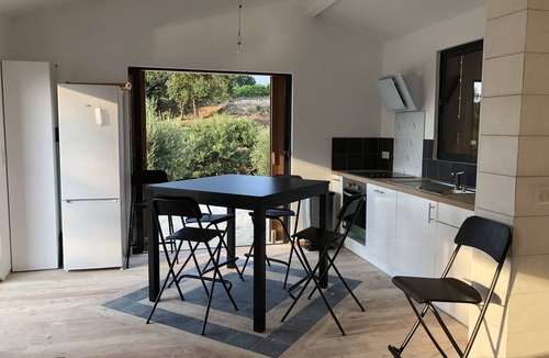 Plan-de-la-Tour House | Contemporary and ecological villa