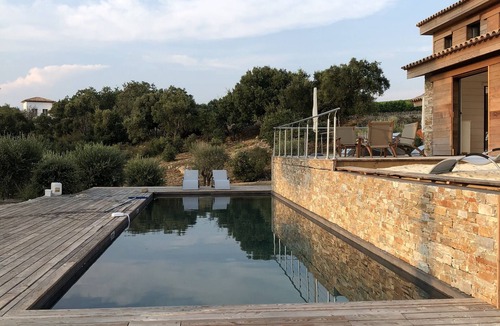 Plan-de-la-Tour House | Contemporary and ecological villa