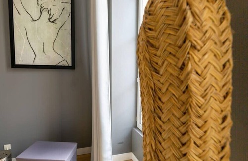 Bordeaux Golden Triangle Apartment | Contemporary Furnished Duplex With 3 Bedrooms Near All Amenities