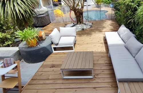 Bordeaux-Lac House | Contemporary house with swimming pool located 15 minutes from the city center of Bordeaux